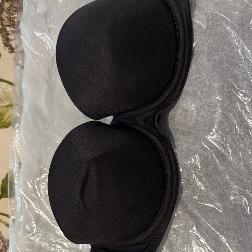 Victoria Secret Black Women's Intimate strapless bra